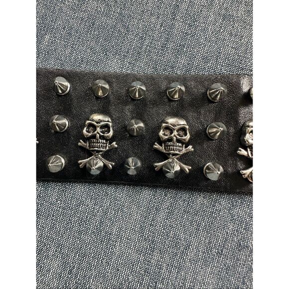 Spiked Skull Faux Leather Cuff - Picture 1 of 4